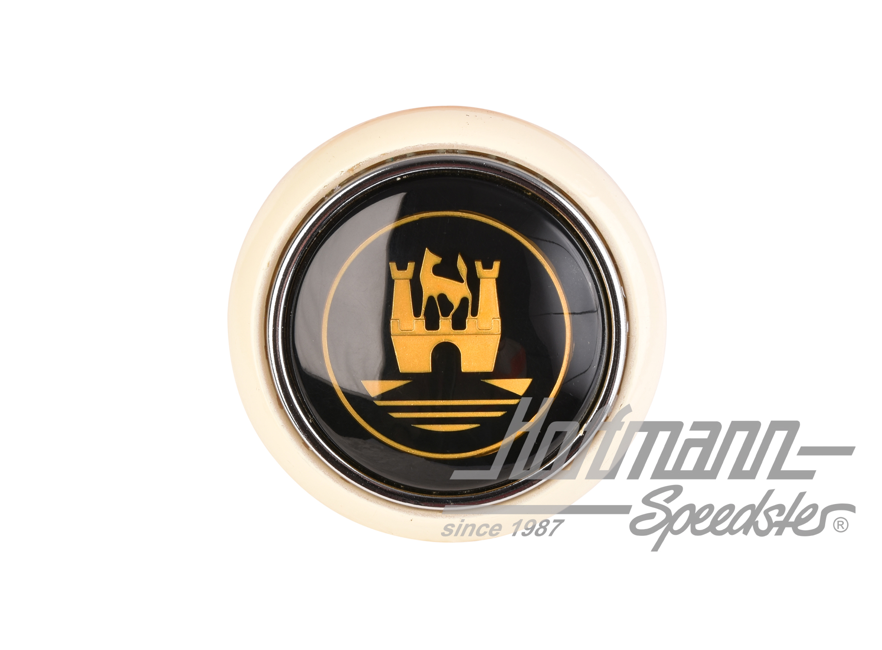 Horn button, white/black/gold, 55-67                                                                
